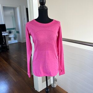 Lululemon Swiftly Tech long sleeve top size 8